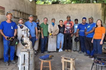 Curso de soldagem capacita servidores do SAAE, Prefeitura e sociedade civil