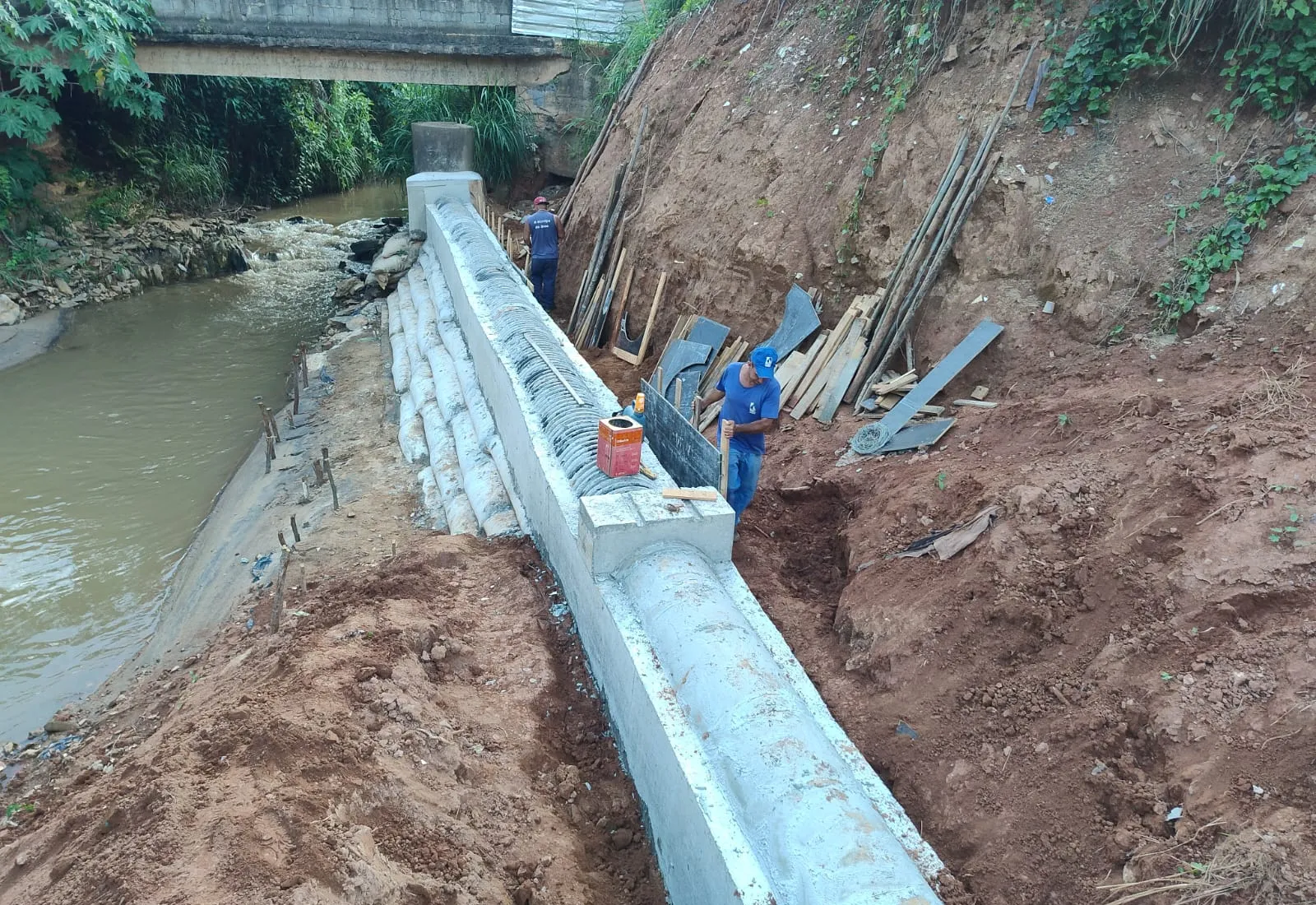 Interceptores de esgoto em Viçosa: custos de implantação